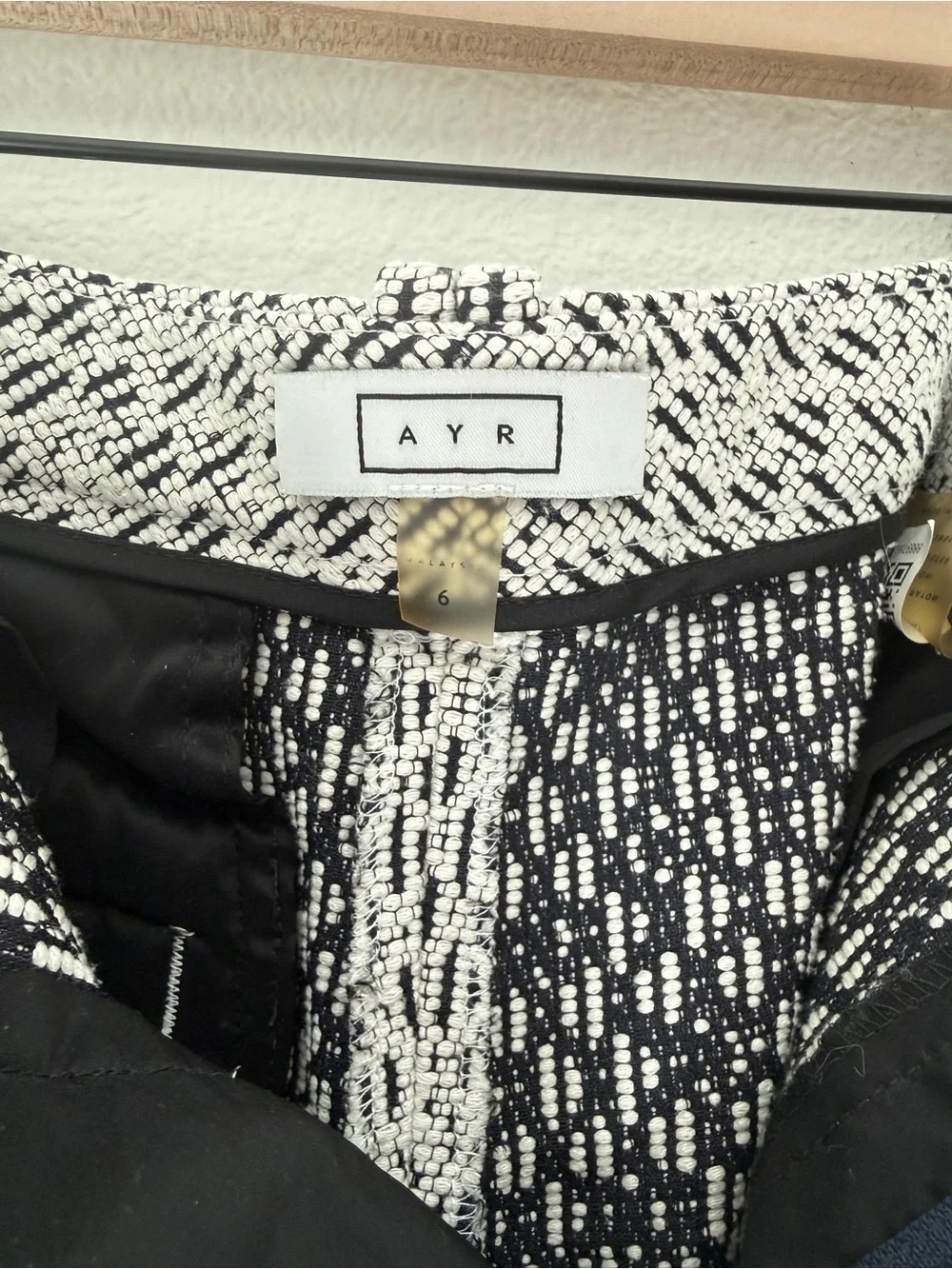 NWOT AYR Black & White Woven Trouser Shorts - Sz 6